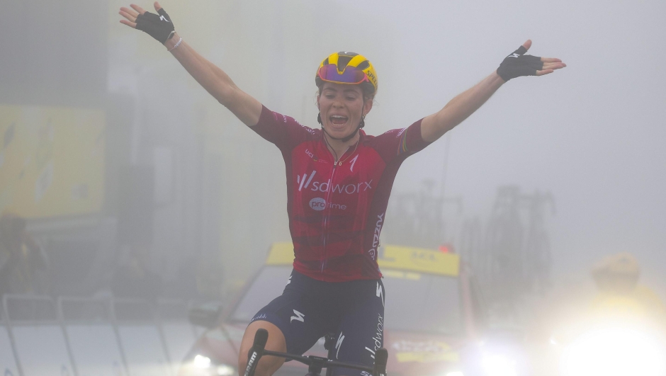 Tour de France Femmes 2023 - 2nd Edition - 7th stage Lannemezan - Col du Tourmalet 89,8km - 29/07/2023 - Demi Vollering (NED - Team SD Worx) - photo Rafa Gomez/SprintCyclingAgency©2023