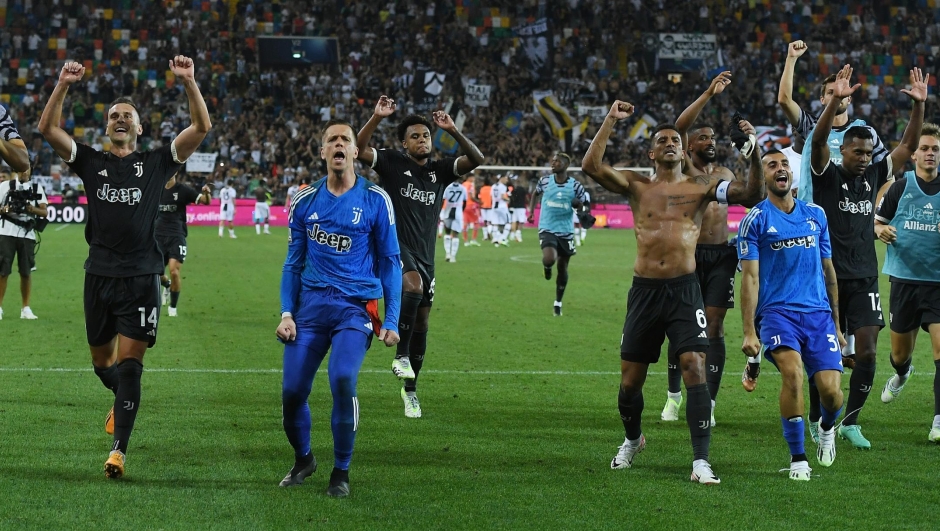 UDINE, ITALY - AUGUST 20: Juventus players react following the Serie A TIM match between Udinese Calcio and Juventus at Dacia Arena on August 20, 2023 in Udine, Italy. (Photo by Alessandro Sabattini/Getty Images)