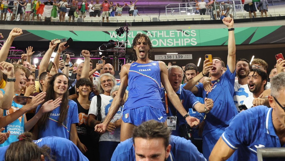 BUDAPEST, HUNGARY - AUGUST 22: Gold medalist Gianmarco Tamberi of Team Italy reacts after winning the Men's High Jump Final during day four of the World Athletics Championships Budapest 2023 at National Athletics Centre on August 22, 2023 in Budapest, Hungary. (Photo by Christian Petersen/Getty Images for World Athletics) *** BESTPIX ***