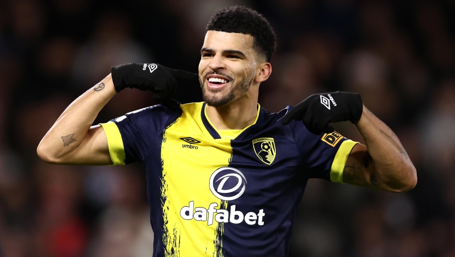 NOTTINGHAM, ENGLAND - DECEMBER 23: Dominic Solanke of Bournemouth celebrates after he scores his sides second goal during the Premier League match between Nottingham Forest and AFC Bournemouth at City Ground on December 23, 2023 in Nottingham, England. (Photo by Naomi Baker/Getty Images)