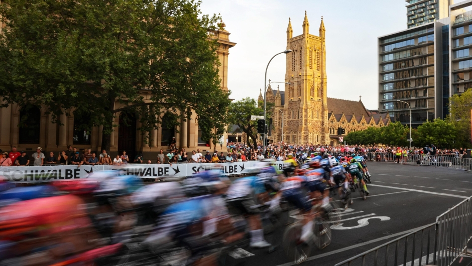 Tour Down Under Classic 2024  - Adelaide - Adelaide 1 hour + 1 lap (1,35 km) - 13/01/2024 - Scenery - Peloton - Kei Tsuji/SprintCyclingAgency©2024