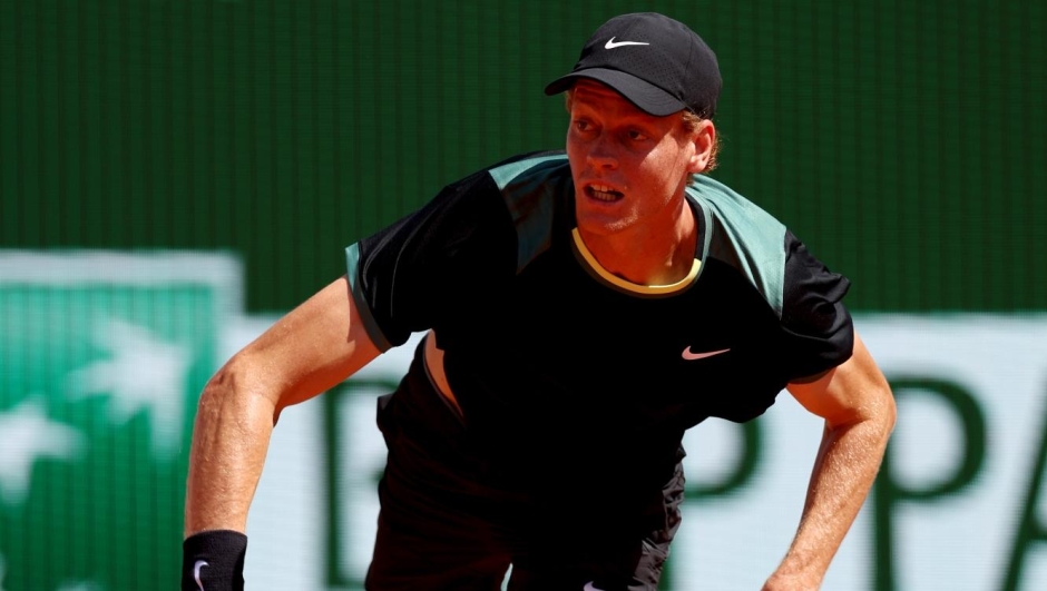 MONTE-CARLO, MONACO - APRIL 13: Jannik Sinner of Italy serves in the semifinal match against Stefanos Tsitsipas of Greece during day seven of the Rolex Monte-Carlo Masters at Monte-Carlo Country Club on April 13, 2024 in Monte-Carlo, Monaco. (Photo by Julian Finney/Getty Images)