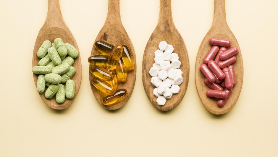 Prendi le vitamine? Attenzione ai sintomi di ipervitaminosi
