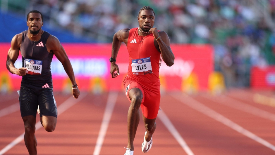 EUGENE, OREGON - JUNE 23: Kendal Williams and Noah Lyles compete in the men's 100 meter semi-final on Day Three 2024 U.S. Olympic Team Trials Track & Field at Hayward Field on June 23, 2024 in Eugene, Oregon.   Christian Petersen/Getty Images/AFP (Photo by Christian Petersen / GETTY IMAGES NORTH AMERICA / Getty Images via AFP)