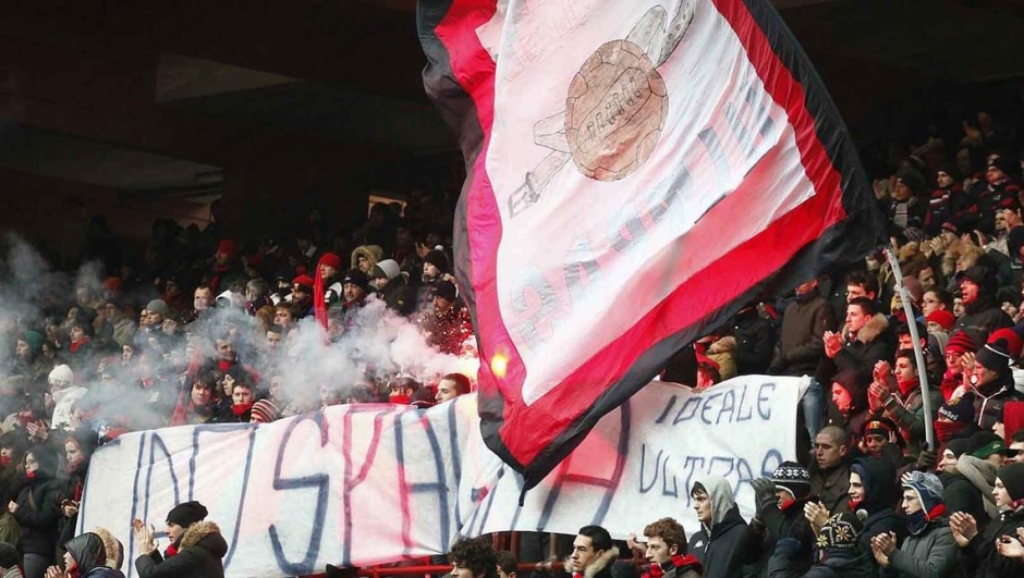 La Gazzetta Dello Sport - 30 Janvier 1995 - Assassinat Vincenzo Spagnolo, Genoa-Milan