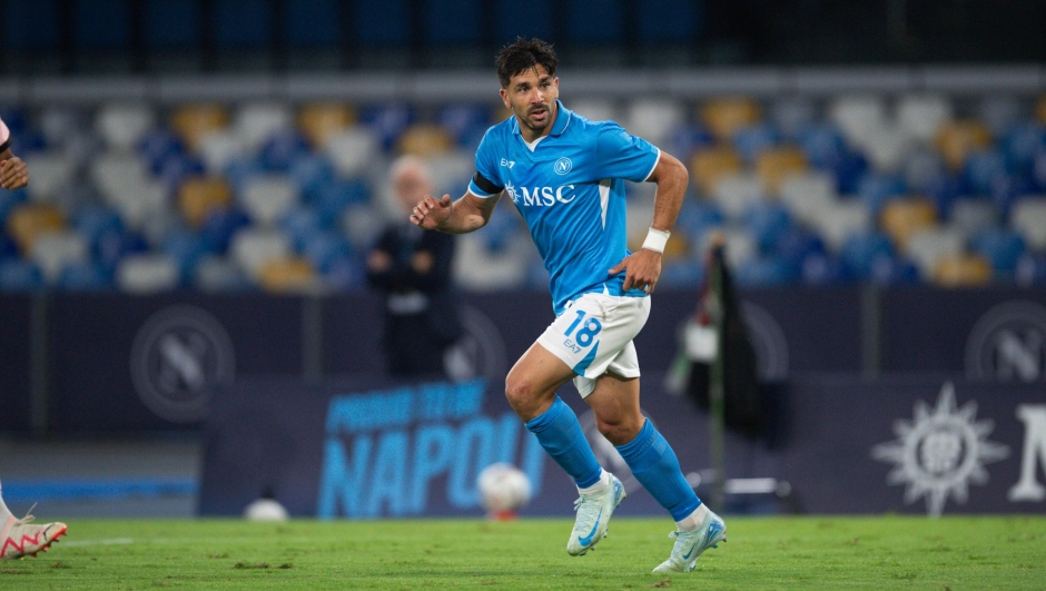 SSC Napoli player Giovanni Simeone in action during the Coppa Italia Frecciarossa match between SSC Napoli and Palermo FC at Diego Armando Maradona Stadium on September 26, 2024 in Napoli, Italy. (Photo by SSC Napoli/Getty Images)