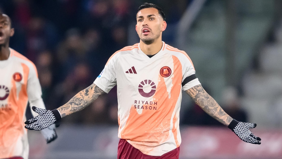 BOLOGNA, ITALY - JANUARY 12: Leandro Paredes of AS Roma during the Serie A match between Bologna and AS Roma at Stadio Renato Dall'Ara on January 12, 2025 in Bologna, Italy. (Photo by Fabio Rossi/AS Roma via Getty Images)