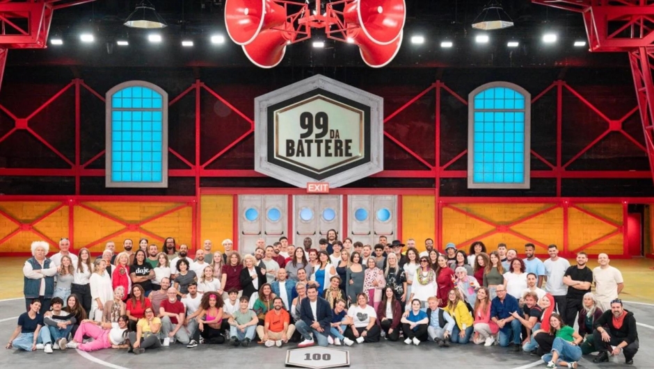 99 da battere, al via il nuovo game show di Rai 2 con Max Giusti.jpg