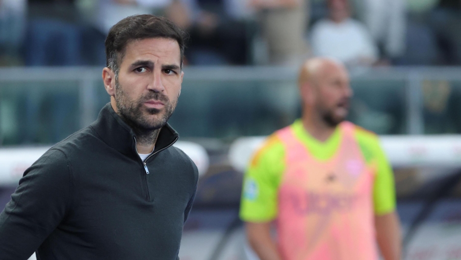 Como?s Cesc Fabregas head coach during the Italian Serie A soccer match Hellas Verona FC vs Como at Marcantonio Bentegodi Stadium in Verona, Italy, 18 May 2025. 
ANSA/EMANUELE PENNACCHIO