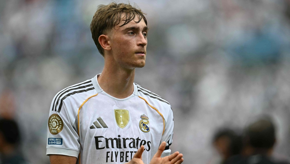 Real Madrid's Spanish defender #24 Dean Huijsen reacts at the end of the FIFA Club World Cup 2025 Group H football match between Spain's Real Madrid and Mexico's Pachuca at the Bank of America stadium in Charlotte on June 22, 2025. (Photo by Paul ELLIS / AFP)