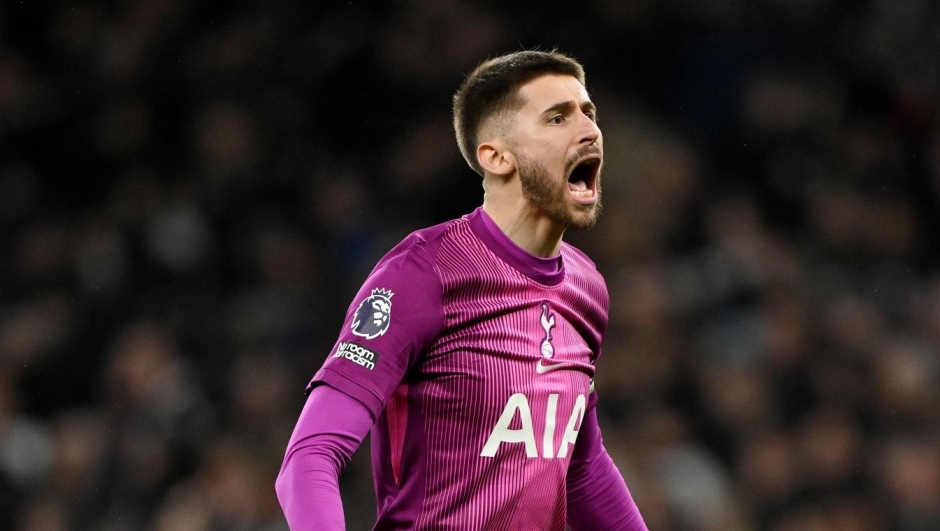  Guglielmo Vicario of Tottenham Hotspur celebrates his team's first goal during the Premier League match between Tottenham Hotspur and Manchester City at Tottenham Hotspur Stadium on February 01, 2026 in London, England. (Photo by Mike Hewitt/Getty Images)