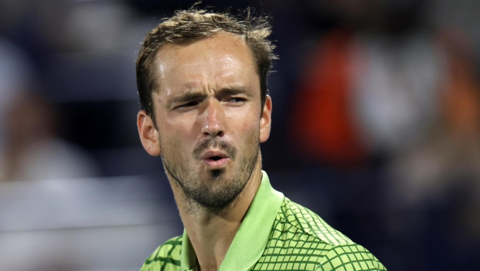 epa12781667 Daniil Medvedev of Russia in action during his Men's Singles semi-final match against Felix Auger-Aliassime of Canada at the Dubai Tennis ATP Championships 2026 in Dubai, United Arab Emirates, 27 February 2026.  EPA/ALI HAIDER