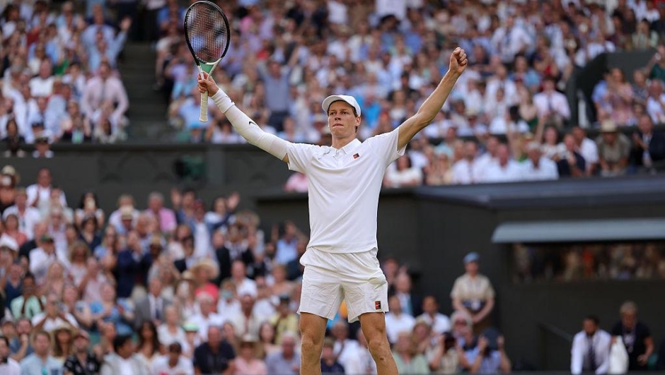  Jannik Sinner of Italy celebrates championship point as he defeats Carlos Alcaraz of Spain in the Gentleman's Singles Final on day fourteen of The Championships Wimbledon 2025 at All England Lawn Tennis and Croquet Club on July 13, 2025 in London, England. (Photo by Julian Finney/Getty Images)