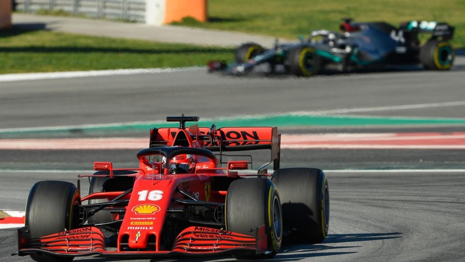La Ferrari di Leclerc nei test di Montmelo. Afp