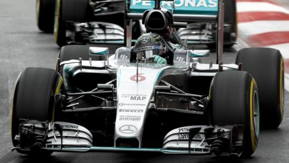 Rosberg in testa nel GP Messico 2015. Epa