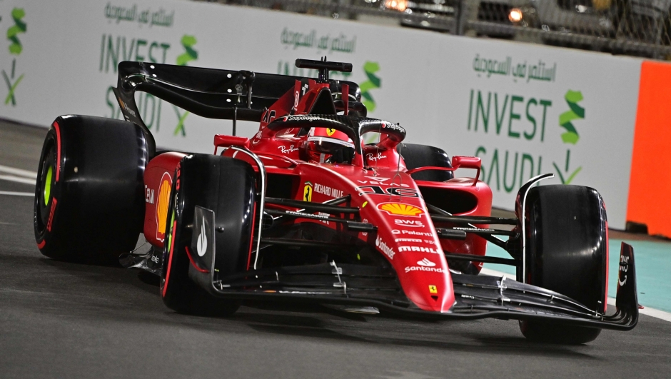 Ferrari's Monegasque driver Charles Leclerc drives during the second practice session ahead of the 2022 Saudi Arabia Formula One Grand Prix at the Jeddah Corniche Circuit on March 25, 2022. (Photo by ANDREJ ISAKOVIC / AFP)