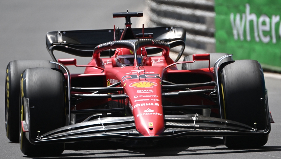 Ferrari's Monegasque driver Charles Leclerc drives during the first practice session at the Monaco street circuit in Monaco, ahead of the Monaco Formula 1 Grand Prix, on May 27, 2022. (Photo by SEBASTIEN BOZON / AFP)