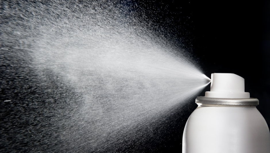 spray antibatterico inventato da un italiano