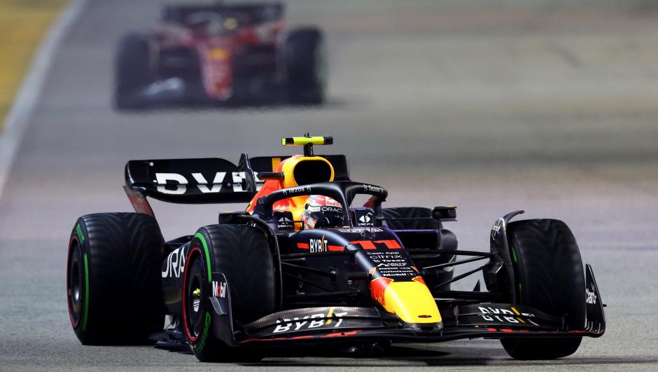 SINGAPORE, SINGAPORE - OCTOBER 02: Sergio Perez of Mexico driving the (11) Oracle Red Bull Racing RB18 on track during the F1 Grand Prix of Singapore at Marina Bay Street Circuit on October 02, 2022 in Singapore, Singapore. (Photo by Clive Rose/Getty Images,)