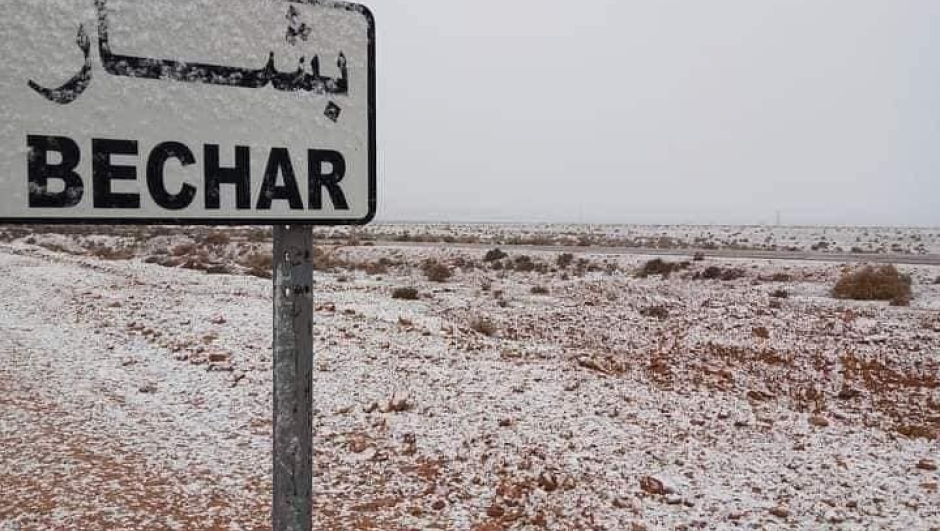 La provincia di Bechar sotto la neve