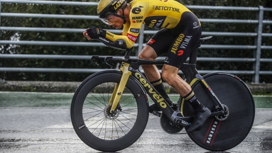 Tirreno Adriatico 2023 - 58th Edition - 1st stage Lido di Camaiore - Lido di Camaiore 11,5 km - 06/03/2023 - Primoz Roglic (SLO - Jumbo - Visma) - photo Roberto Bettini/SprintCyclingAgency©2023