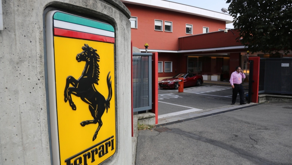L'ingresso dello stabilimento Ferrari di Maranello (Modena), 8 settembre 2014. ANSA/GIORGIO BENVENUTI