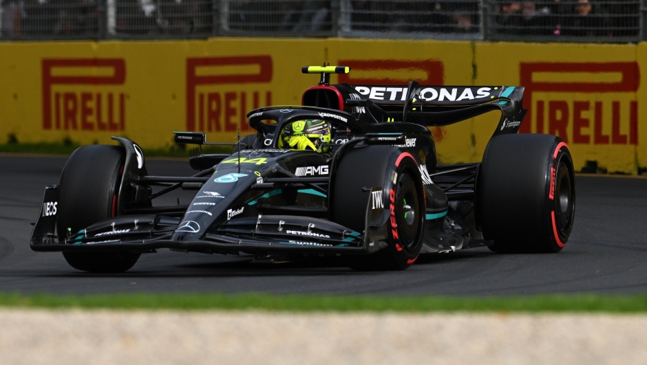 Lewis Hamilton in azione in Australia