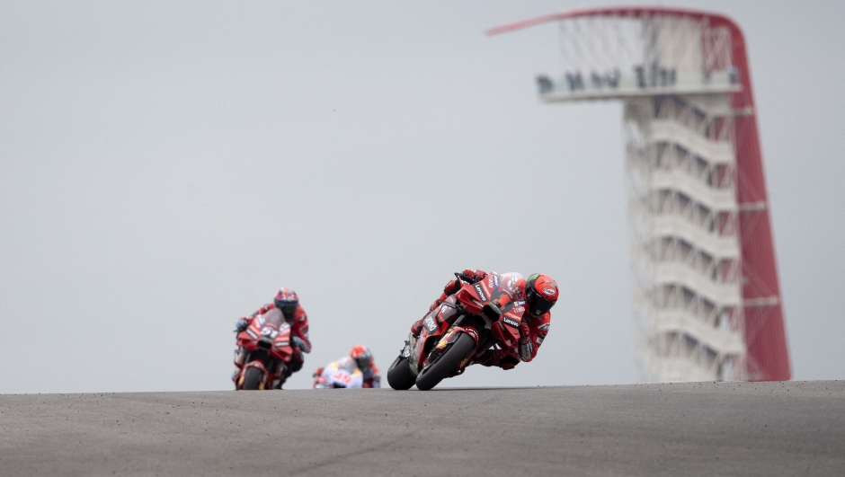 AUSTIN, TEXAS - APRIL 14: Francesco Bagnaia of Italy and Ducati Lenovo Team leads the field during the MotoGP Of The Americas - Free Practice on April 14, 2023 in Austin, Texas.   Mirco Lazzari gp/Getty Images/AFP (Photo by Mirco Lazzari gp / GETTY IMAGES NORTH AMERICA / Getty Images via AFP)