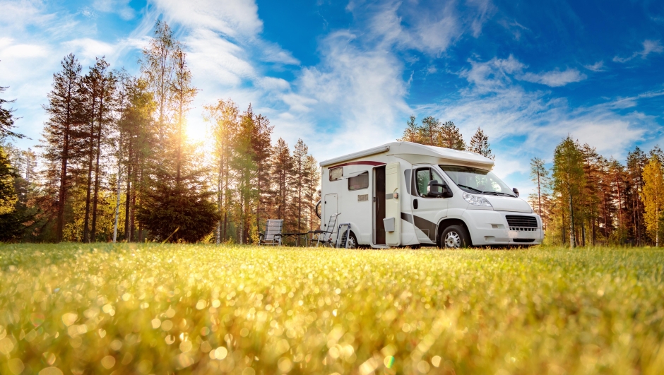 La vacanza in camper consente fra splendidi scenari naturali intrecciati alla storia, cultura,  ed enogastronomia