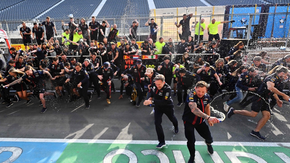 MONTREAL, QUEBEC - JUNE 18: Race winner Max Verstappen of the Netherlands and Oracle Red Bull Racing celebrates his teams 100th race win following the F1 Grand Prix of Canada at Circuit Gilles Villeneuve on June 18, 2023 in Montreal, Quebec.   Dan Mullan/Getty Images/AFP (Photo by Dan Mullan / GETTY IMAGES NORTH AMERICA / Getty Images via AFP)