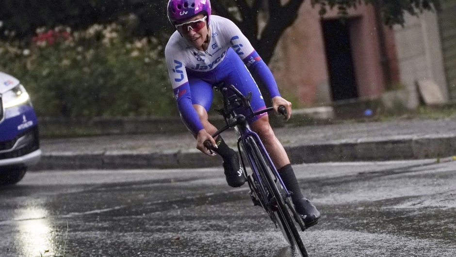 Giro d'Italia Donne 2023 - 34rd Edition - 1st stage Chianciano Terme - Chianciano Terme 4,4 km - 30/06/2023 - Letizia Paternoster (ITA - Team Jayco AlUla) - photo Massimo Fulgenzi/SprintCyclingAgency©2023