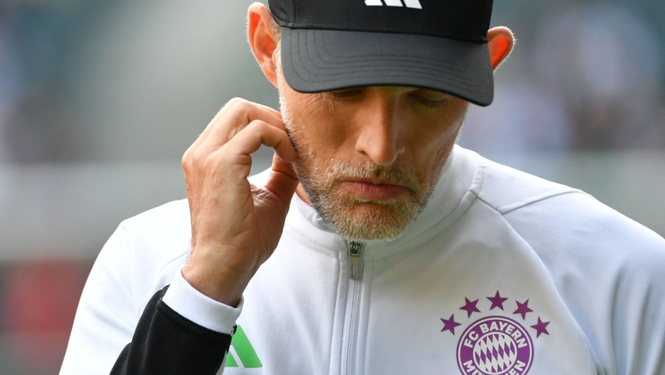 Bayern Munich's German head coach Thomas Tuchel reacts prior to the German first division Bundesliga football match between Borussia Moenchengladbach v FC Bayern Munich in Moenchengladbach, western Germany, on September 2, 2023. (Photo by UWE KRAFT / AFP) / DFL REGULATIONS PROHIBIT ANY USE OF PHOTOGRAPHS AS IMAGE SEQUENCES AND/OR QUASI-VIDEO