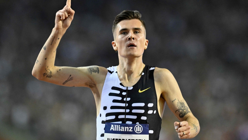 Norway's Jakob Ingebrigtsen celebrates as he wins the Men 2000m event of the Brussels IAAF Diamond League athletics meeting on September 8, 2023 at the King Baudouin stadium. (Photo by JOHN THYS / AFP)