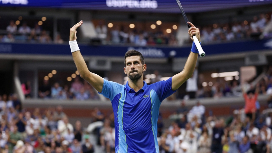 NEW YORK, NEW YORK - SEPTEMBER 10: Novak Djokovic of Serbia celebrates after a point against Daniil Medvedev of Russia during their Men's Singles Final match on Day Fourteen of the 2023 US Open at the USTA Billie Jean King National Tennis Center on September 10, 2023 in the Flushing neighborhood of the Queens borough of New York City.   Elsa/Getty Images/AFP (Photo by ELSA / GETTY IMAGES NORTH AMERICA / Getty Images via AFP)