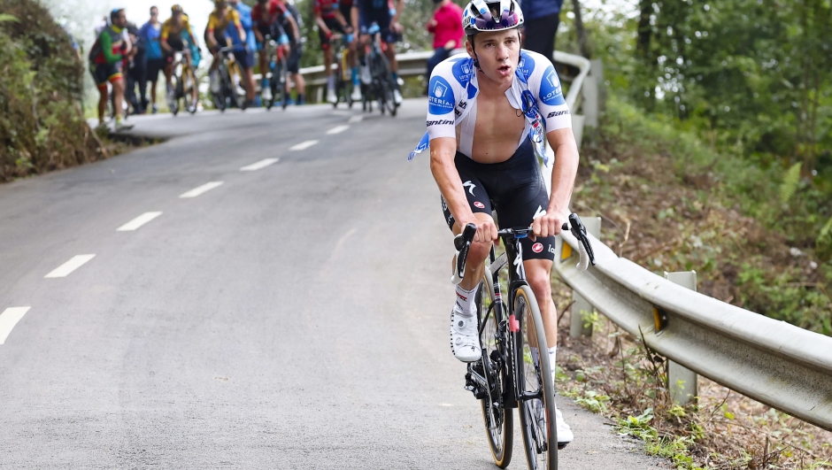 Vuelta Espana 2023 - 78th Edition - 17th stage Ribadesella - Altu de L'Angliru 124,4 km - 13/09/2023 - Remco Evenepoel (BEL - Soudal - Quick Step) - photo Luis Angel Gomez/SprintCyclingAgency©2023