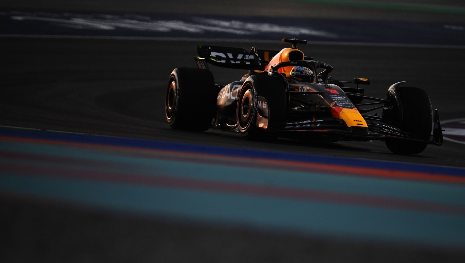 LUSAIL CITY, QATAR - OCTOBER 06: Max Verstappen of the Netherlands driving the (1) Oracle Red Bull Racing RB19 on track during practice ahead of the F1 Grand Prix of Qatar at Lusail International Circuit on October 06, 2023 in Lusail City, Qatar. (Photo by Rudy Carezzevoli/Getty Images)