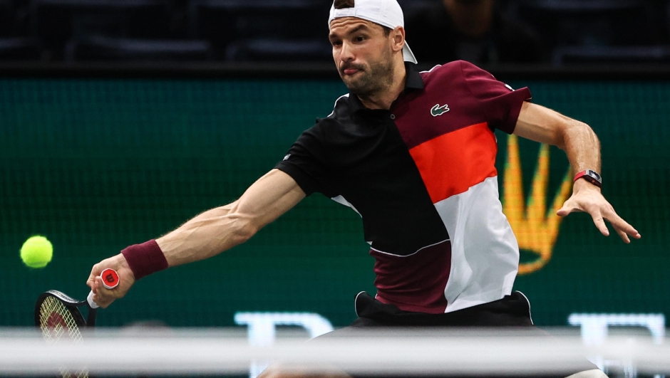 epa10954225 Grigor Dimitrov of Bulgaria in action during his round of 16 match against Alexander Bublik of Kazakhstan at the Paris Masters tennis tournament in Paris, France, 02 November 2023.  EPA/Mohammed Badra