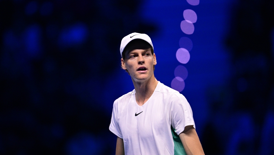 Foto Marco Alpozzi/LaPresse 16 Novembre 2023 Torino - Italia -  Sport - Tennis Nitto ATP Finals -  Jannik SINNER (ITA) ) vs Holger RUNE (DEN)  Nella foto: Jannik Sinner (Italia)    November 16, 2023 Turin - Italy -  Sport - Tennis Nitto ATP Finals - Jannik SINNER (ITA) ) vs Holger RUNE (DEN)  In the pic:    Jannik Sinner (Italia)