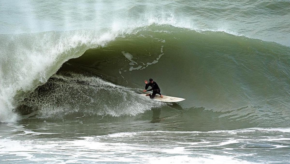 Evento Wave Hunters PRO in Italia nel 2024 surfisti