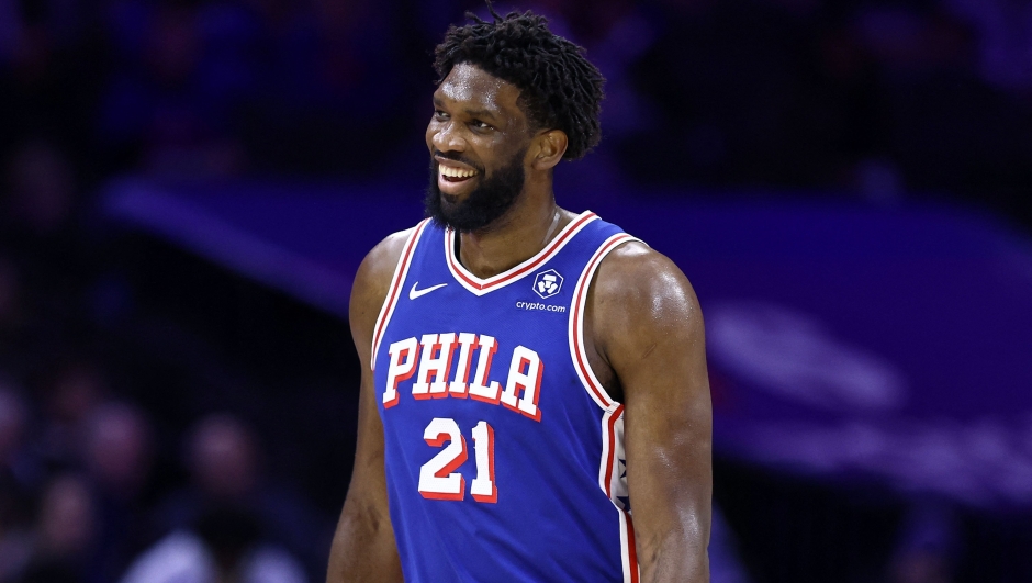 PHILADELPHIA, PENNSYLVANIA - DECEMBER 11: Joel Embiid #21 of the Philadelphia 76ers reacts during the third quarter against the Washington Wizards at the Wells Fargo Center on December 11, 2023 in Philadelphia, Pennsylvania.   Tim Nwachukwu/Getty Images/AFP (Photo by Tim Nwachukwu / GETTY IMAGES NORTH AMERICA / Getty Images via AFP)