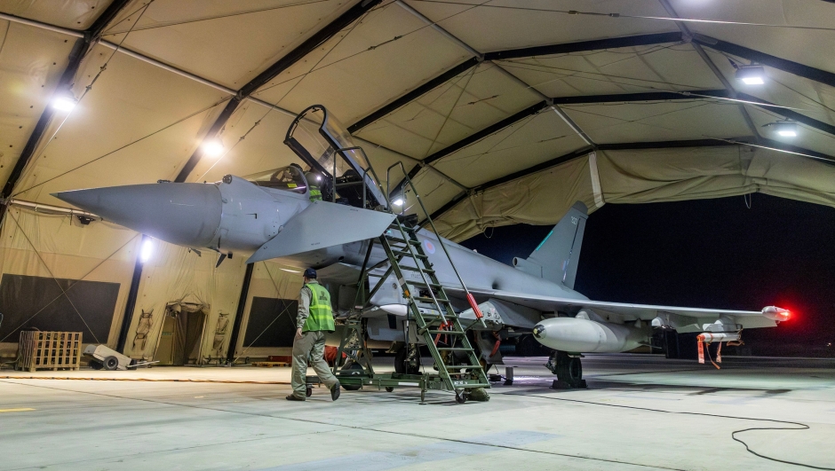 A handout picture released by the British Ministry of Defence (MOD) on January 12, 2024 shows the return of a RAF Typhoon aircraft to RAF Akrotiri near Limassol in Cyprus after striking military targets in Yemen. The United States, UK and eight allies said their joint air strikes on rebel targets in Yemen were aimed at restoring "stability in the Red Sea". The strikes came after weeks of attacks on Red Sea shipping by Iran-backed Huthi forces acting in solidarity with Hamas. (Photo by Sgt Lee Goddard / MOD / AFP) / RESTRICTED TO EDITORIAL USE - MANDATORY CREDIT  " AFP PHOTO / CROWN COPYRIGHT 2024"  -  NO MARKETING NO ADVERTISING CAMPAIGNS   -   DISTRIBUTED AS A SERVICE TO CLIENTS  -  NO ARCHIVE - TO BE USED WITHIN 2 DAYS FROM 12/01/2024 (48 HOURS), EXCEPT FOR MAGAZINES WHICH CAN PRINT THE PICTURE WHEN FIRST REPORTING ON THE EVENT /