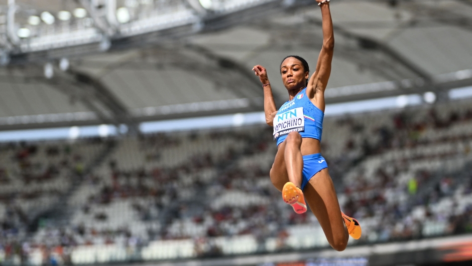 Italy's Larissa Iapichino competes in the women's long jump qualification during the World Athletics Championships at the National Athletics Centre in Budapest on August 19, 2023. (Photo by Kirill KUDRYAVTSEV / AFP)