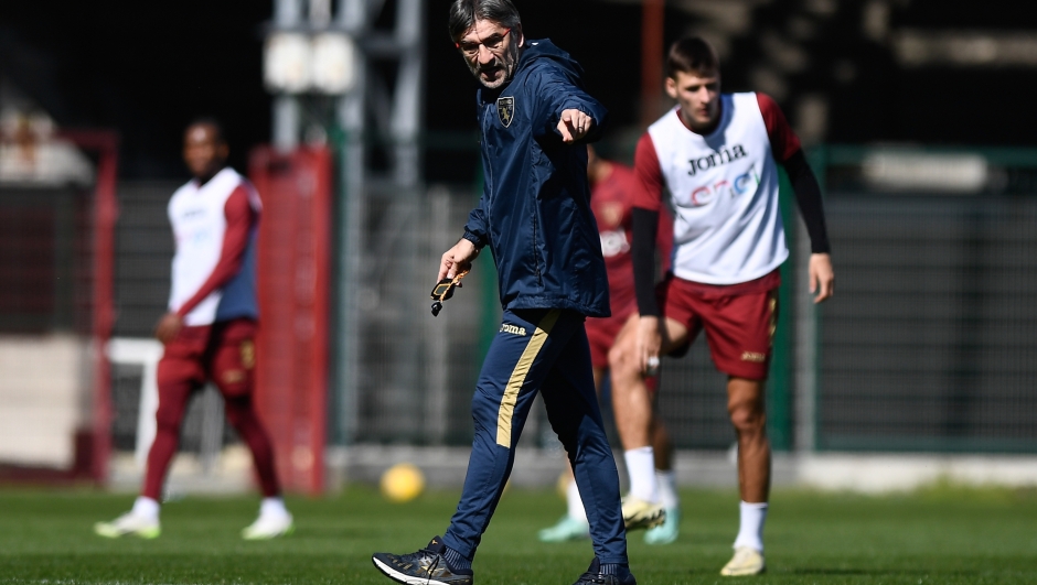 Foto Alberto Gandolfo/LaPresse 12 marzo 2024 -Torino, Italia - sport calcio - ESCLUSIVA TORINO FC - Allenamento Torino FC allo stadio Filadelfia.
 Nella foto: Ivan Juric (Torino Fc)


March 12, 2024 Turin, Italy - sport soccer -EXCLUSIVE TORINO FC - Torino FC training session at Stadio Filadelfia. 
In the pic: Ivan Juric (Torino Fc)