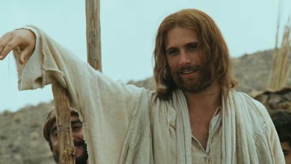 Venerdì Santo su Rai 1: Da Porta a Porta al film Jesus
