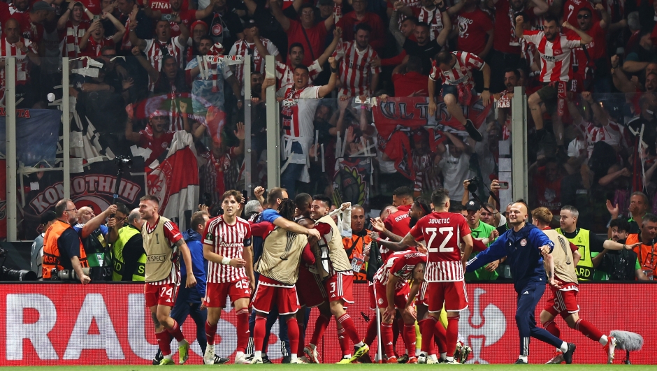 ATHENS, GREECE - MAY 29: Ayoub El Kaabi of Olympiacos celebrates scoring his team's first goal with teammates during the UEFA Europa Conference League 2023/24 final match between Olympiacos FC and ACF Fiorentina at AEK Arena on May 29, 2024 in Athens, Greece. (Photo by Francois Nel/Getty Images)