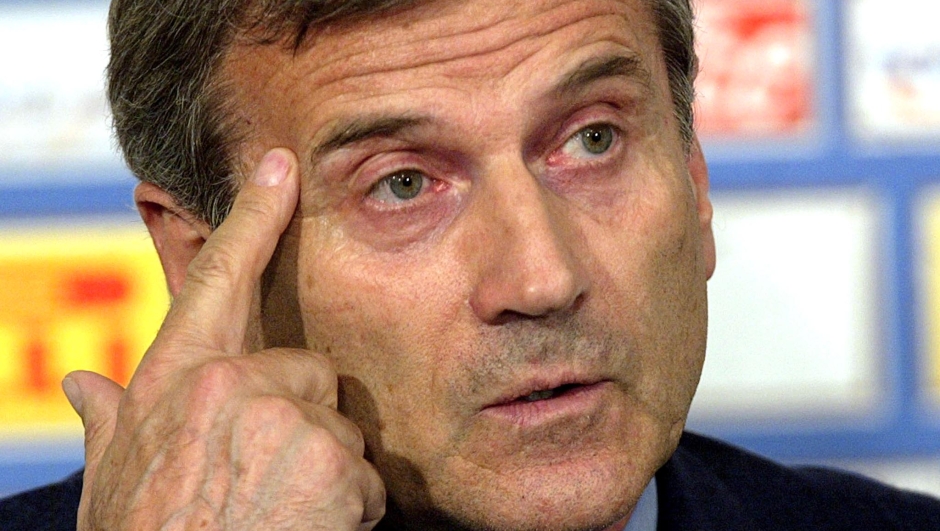 CALCIOPOLI 2: FACCHETTI A MAZZEI, NON DEVONO FARE SORTEGGI..
Una foto di archivio dell'8 Luglio 2004 del presidente dell'Inter, Giacinto Facchetti. 
MATTEO BAZZI ARCHIVIO - ANSA -   DC