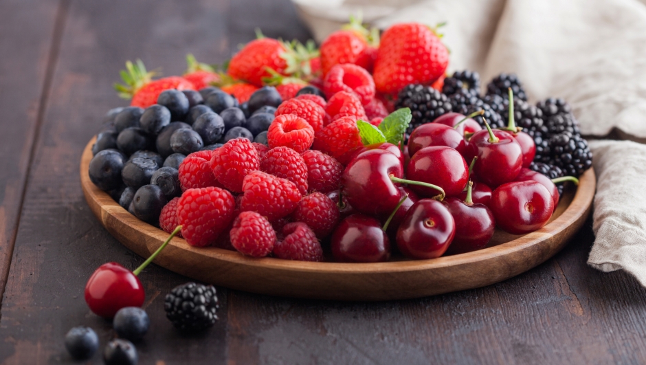 Frutti di bosco: benefici per la salute e come mangiarli a colazione
