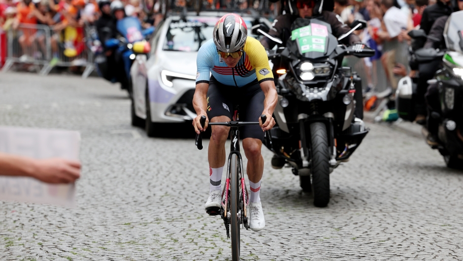 PARIS, FRANCE - AUGUST 03: Remco Evenepoel of Team Belgium attacks in the breakaway passing through the Cote de la butte Montmartre during the Men's Road Race on day eight of the Olympic Games Paris 2024 at trocadero on August 03, 2024 in Paris, France. (Photo by Tim de Waele/Getty Images)