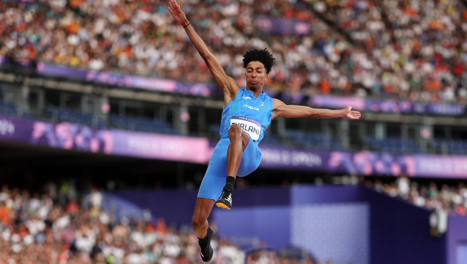 PARIS, FRANCE - AUGUST 06: Mattia Furlani of Team Italy competes during the Men's Long Jump Final on day eleven of the Olympic Games Paris 2024 at Stade de France on August 06, 2024 in Paris, France. (Photo by Cameron Spencer/Getty Images)