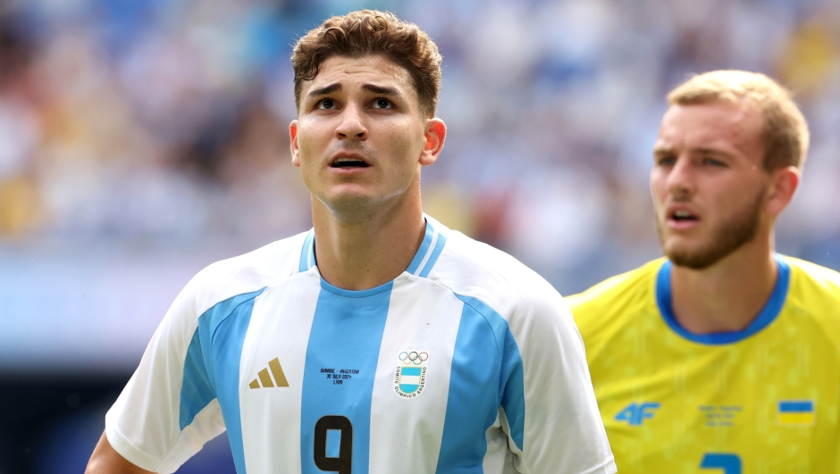 LYON, FRANCE - JULY 30: Julian Alvarez #9 of Team Argentina reacts during the Men's group B match between Ukraine and Argentina during the Olympic Games Paris 2024 at Stade de Lyon on July 30, 2024 in Lyon, France. (Photo by Claudio Villa/Getty Images)